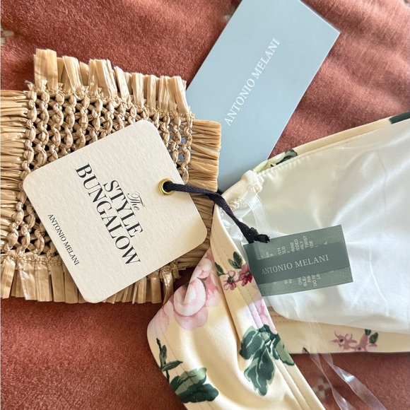 ANTONIO MELANI Floral Cross-Neck Bikini SET - Picture 6 of 9